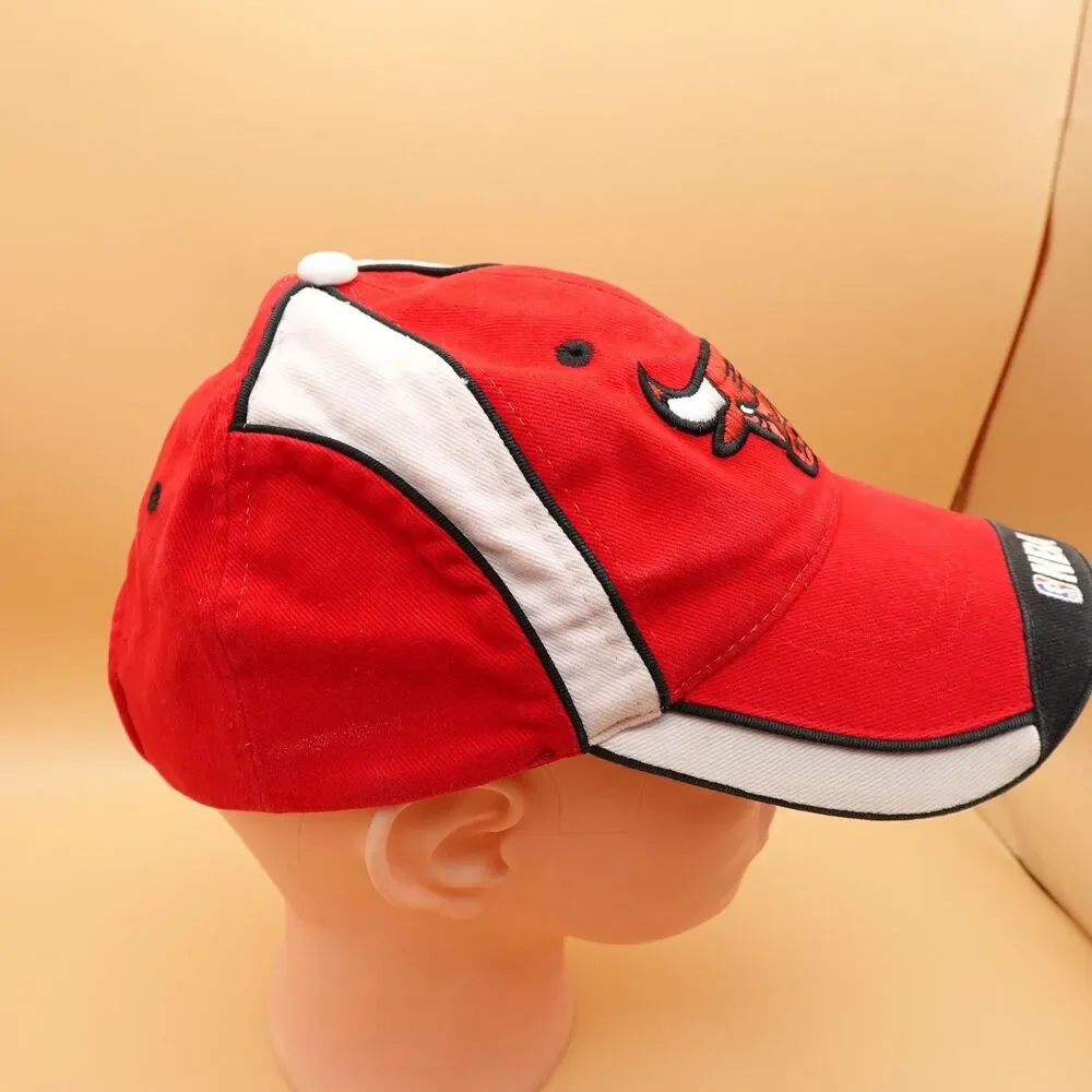 Chicago Bulls Hat Cap Strap Back Red Black White One Size NBA Basketball